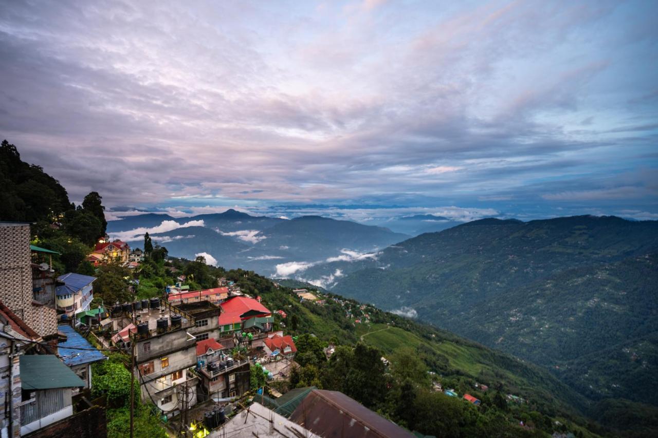 Muscatel Stardust - Chowrasta Mall Road Hotel Darjeeling  Exterior photo